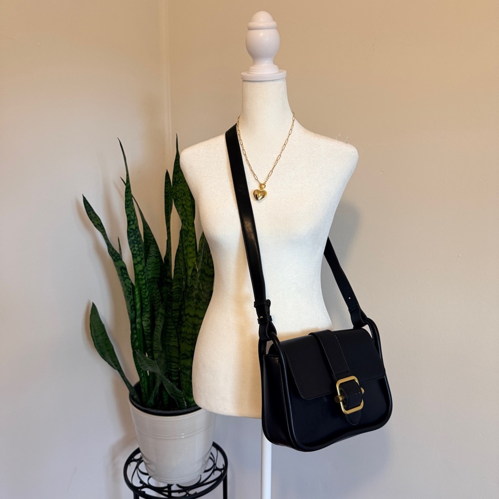 Miztique | Black Crossbody Bag with Gold Buckle - Picture 11 of 12